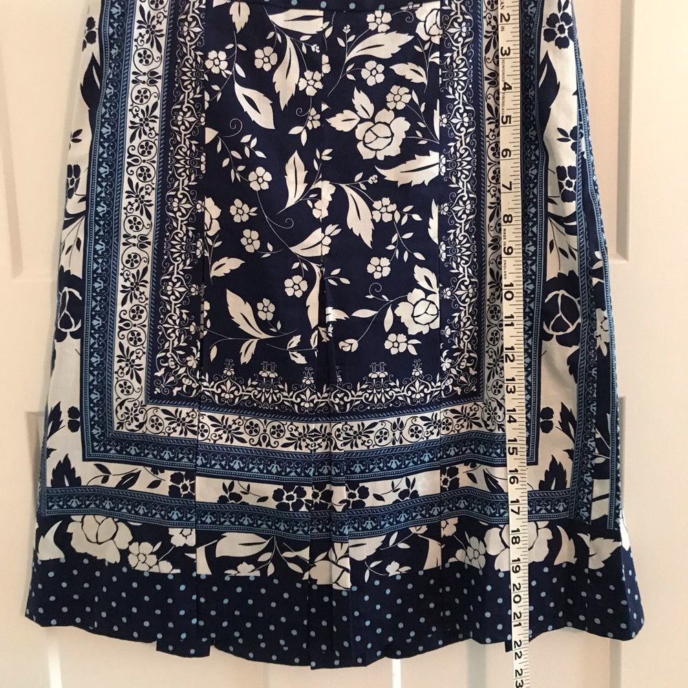 And Taylor loft blue and white skirt size 2